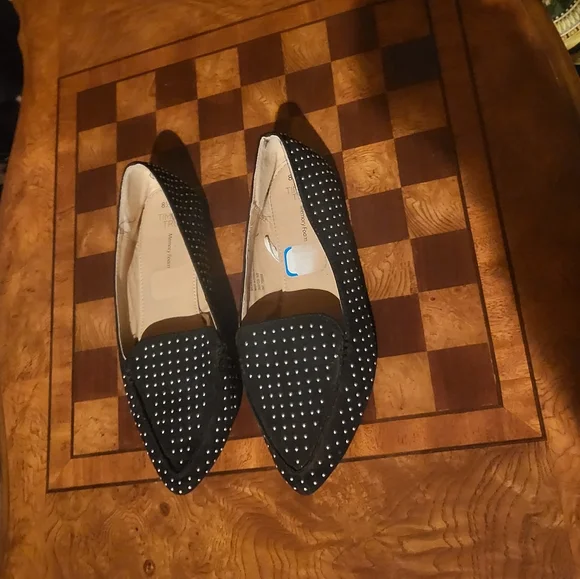 Ballet Flats Shoes Pointed. 8 1/2 wide. Foam comfort. Walking sole. - Picture 2 of 7